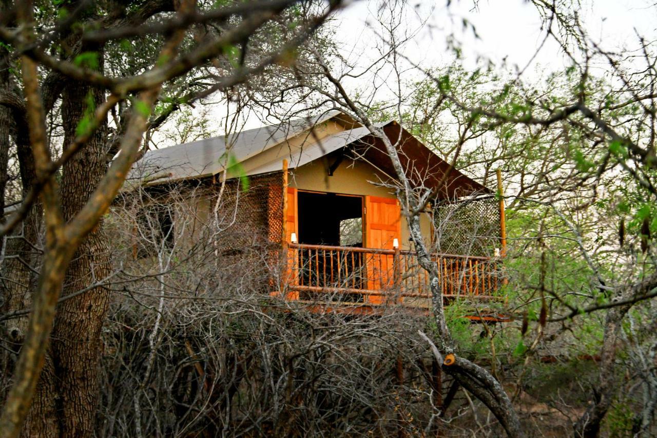 Vuyani Safari Lodge Hoedspruit Exterior foto